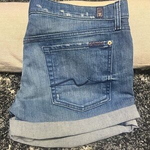 ✨7 For All Mankind Mid Roll Distressed Denim Shorts ✨